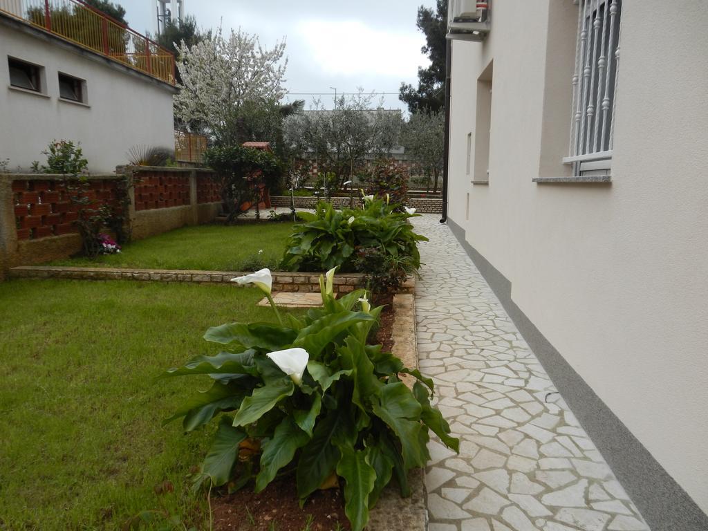 Apartments Hortensia Pula Buitenkant foto